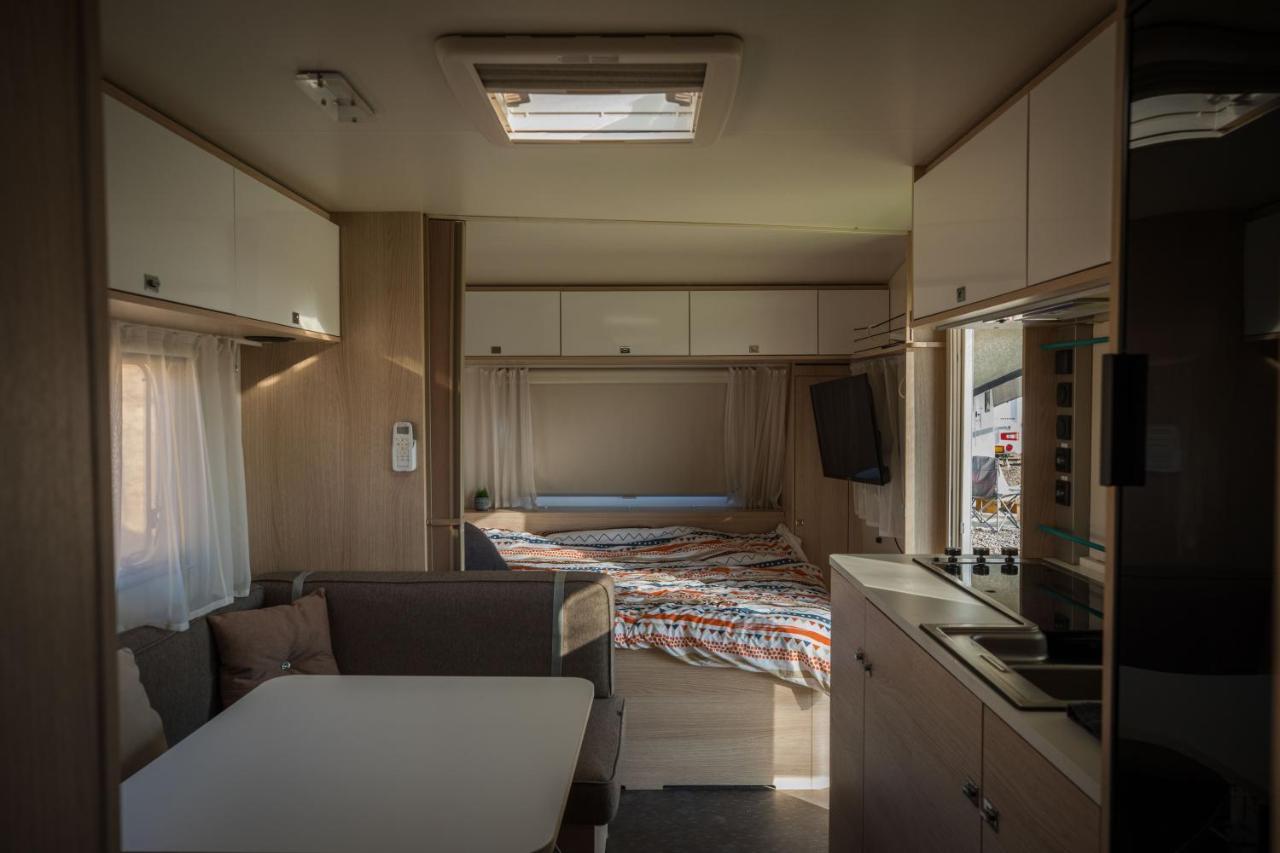 Itav Bateva Caravans - ייטב בטבע קרוואנים 米茨佩·拉蒙 外观 照片